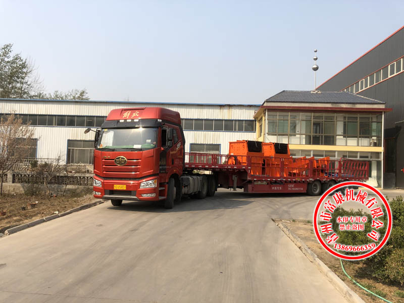 車載移動破碎站 車載移動破碎站