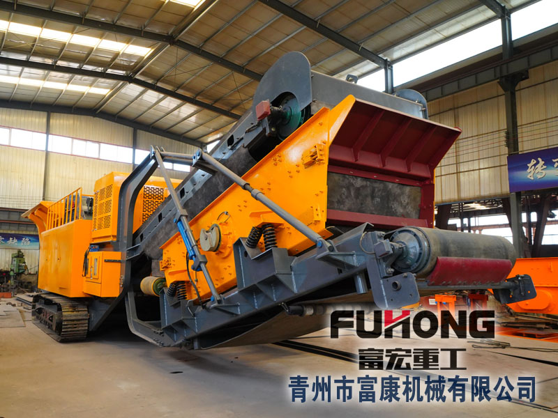 履帶式移動(dòng)破碎站生產(chǎn)廠家